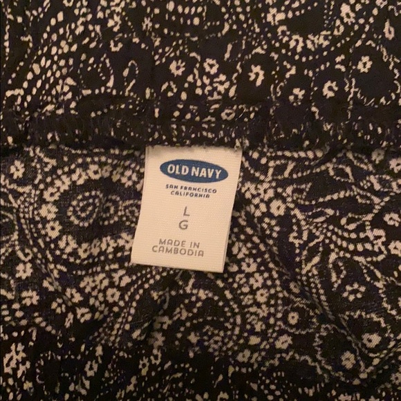 Old Navy off the shoulder shirt - Picture 2 of 2